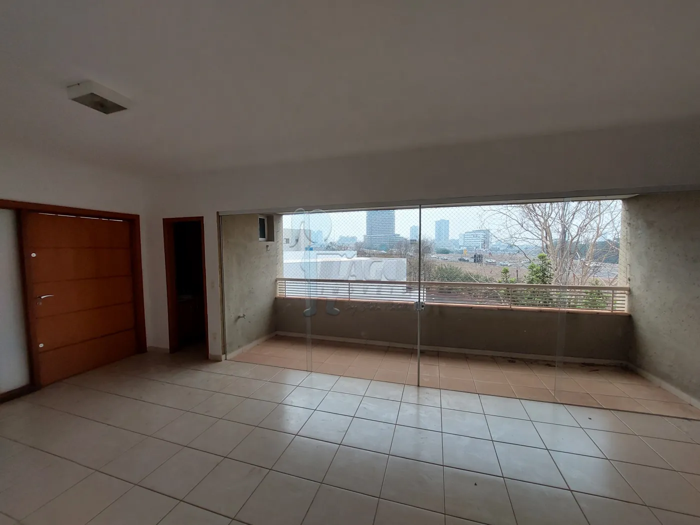 Alugar Apartamento / Padrão em Ribeirão Preto R$ 1.500,00 - Foto 1