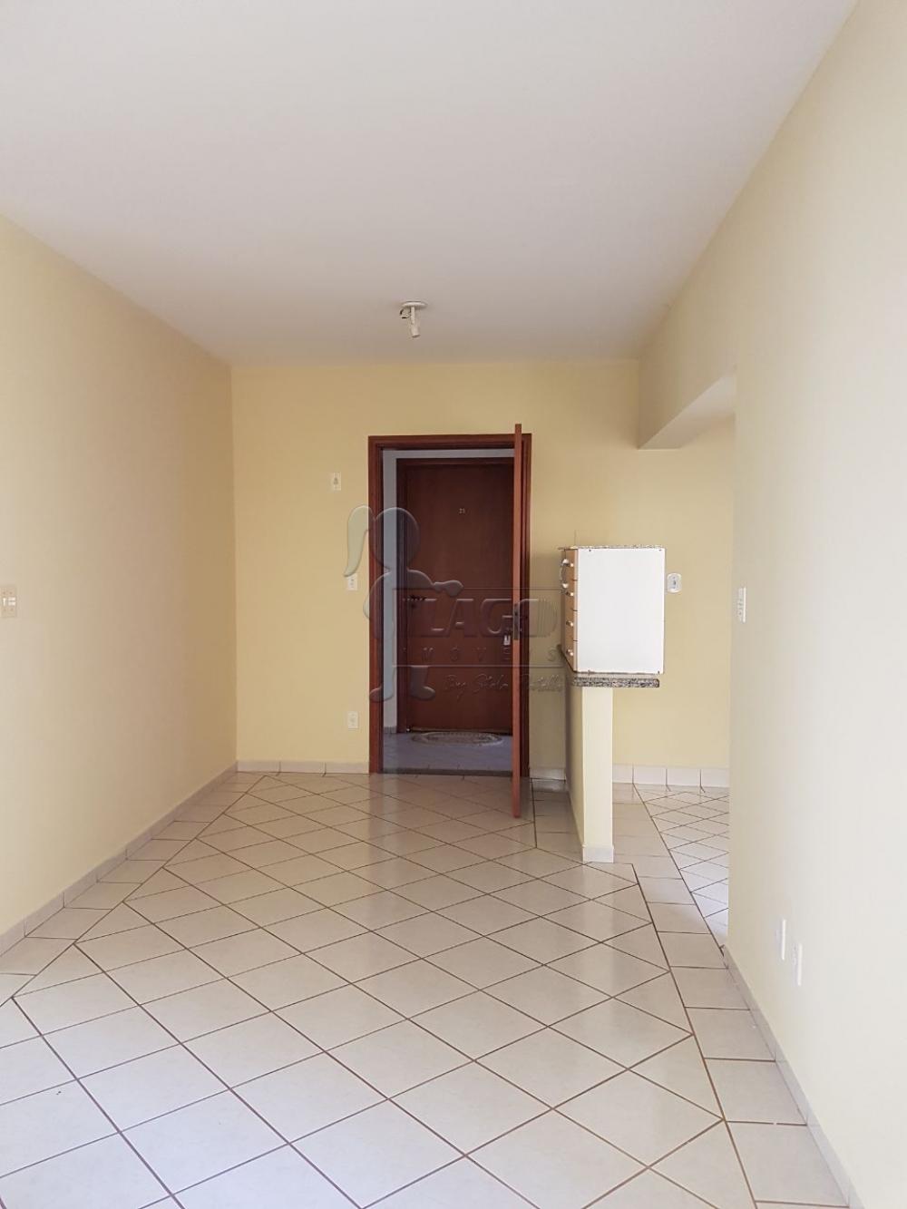 Alugar Apartamento / Padrão em Ribeirão Preto R$ 900,00 - Foto 2