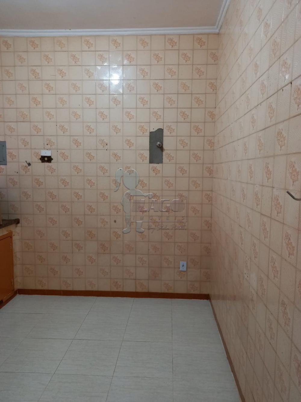 Alugar Casa / Padrão em Ribeirão Preto R$ 1.800,00 - Foto 12