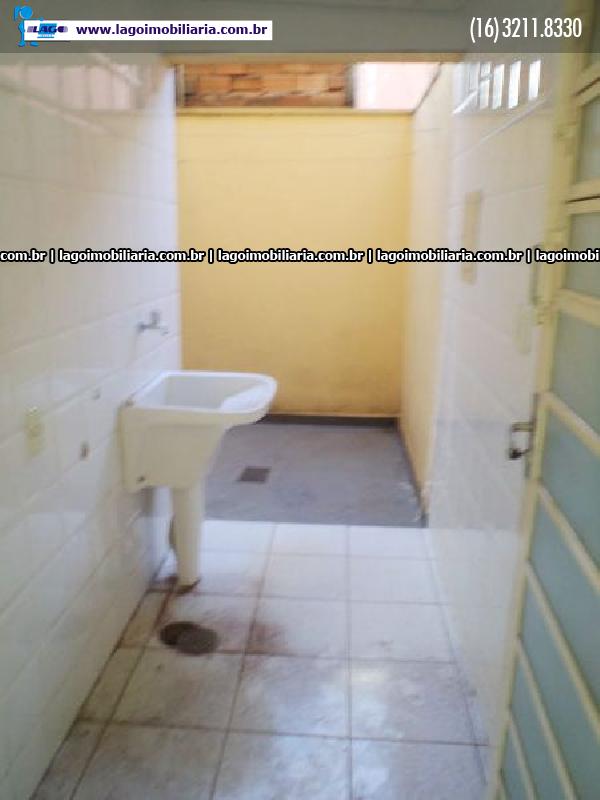 Alugar Apartamentos / Padrão em Ribeirão Preto R$ 1.000,00 - Foto 5