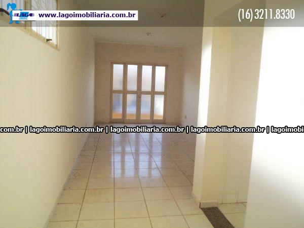 Alugar Apartamento / Padrão em Ribeirão Preto R$ 1.000,00 - Foto 1