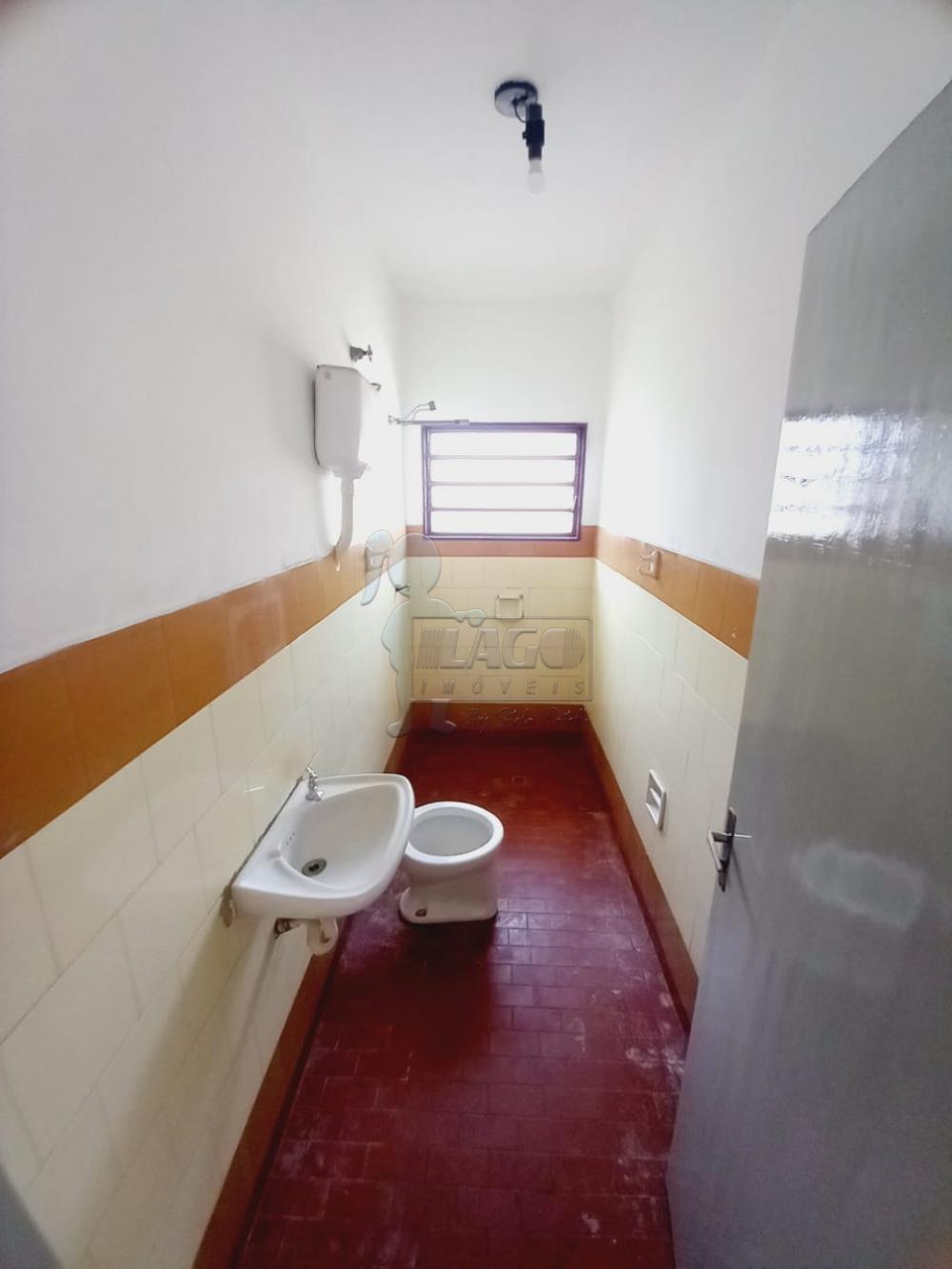 Alugar Casa / Padrão em Ribeirão Preto R$ 650,00 - Foto 6