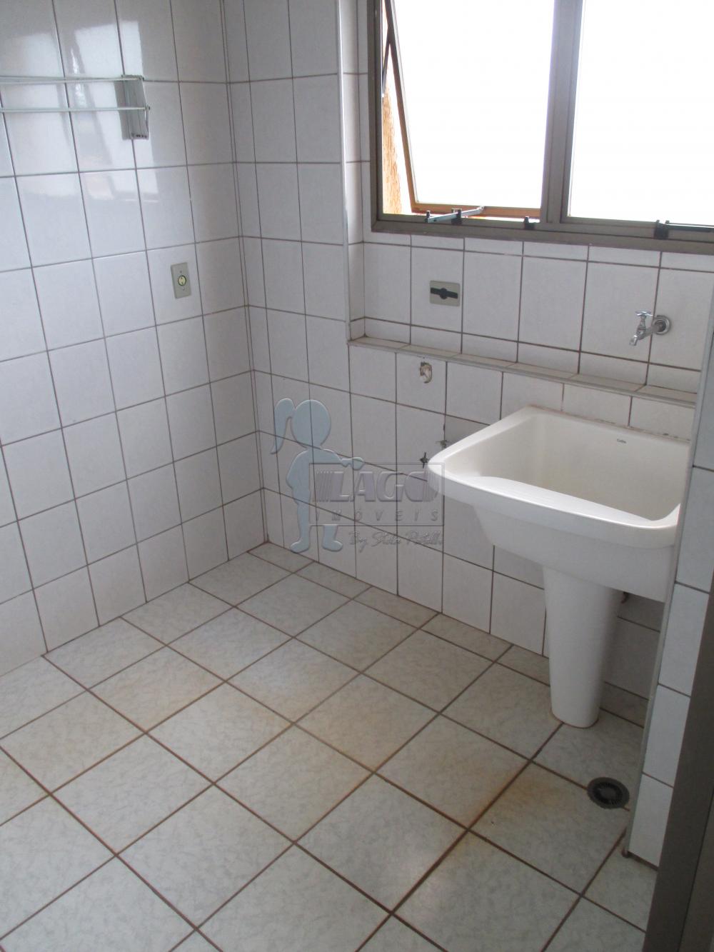 Alugar Apartamento / Padrão em Ribeirão Preto R$ 1.100,00 - Foto 12