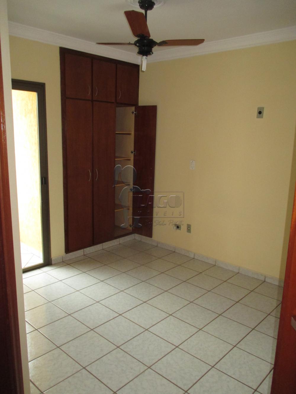 Alugar Apartamento / Padrão em Ribeirão Preto R$ 1.100,00 - Foto 17