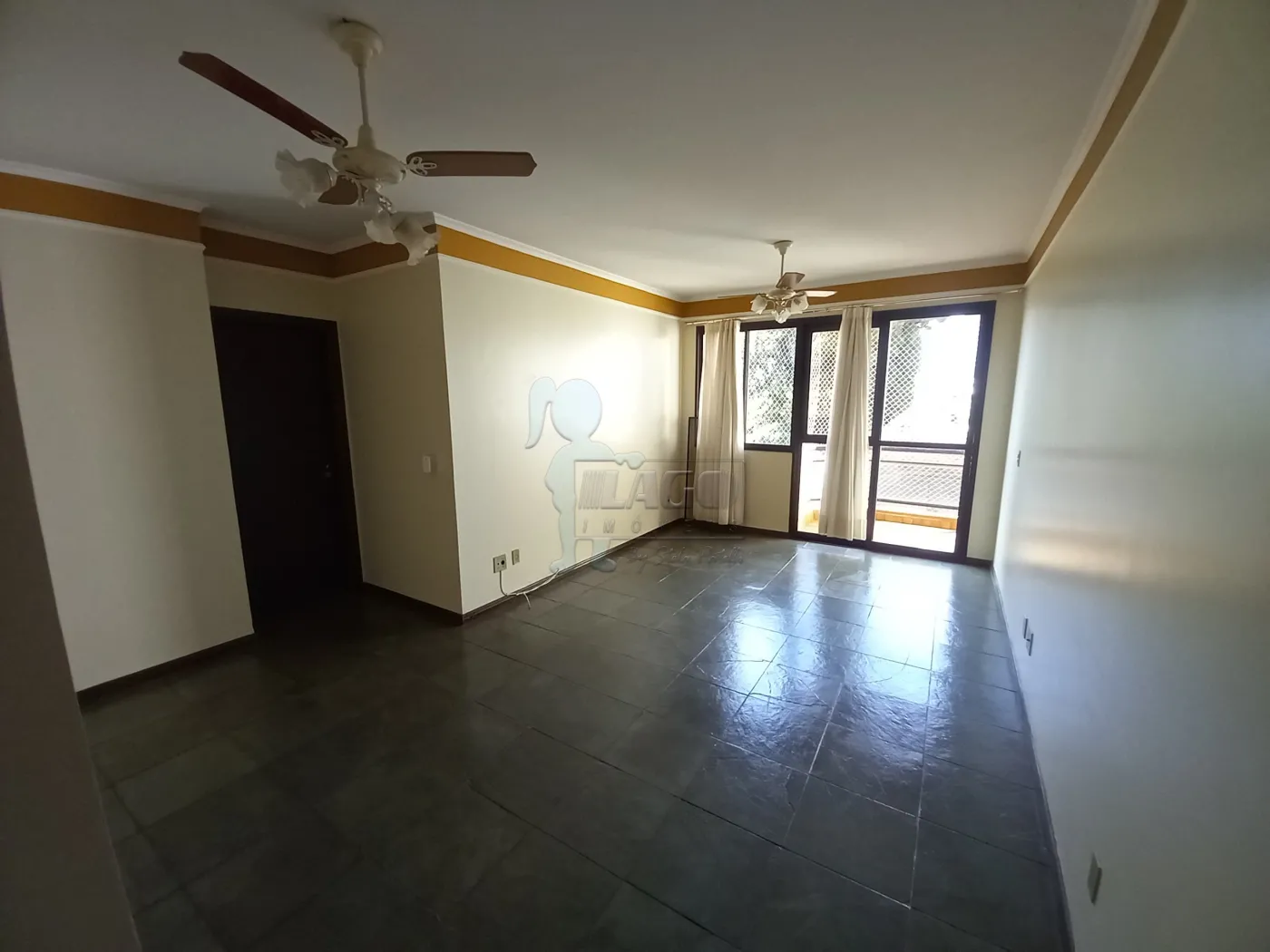 Comprar Apartamento / Padrão em Ribeirão Preto R$ 300.000,00 - Foto 1