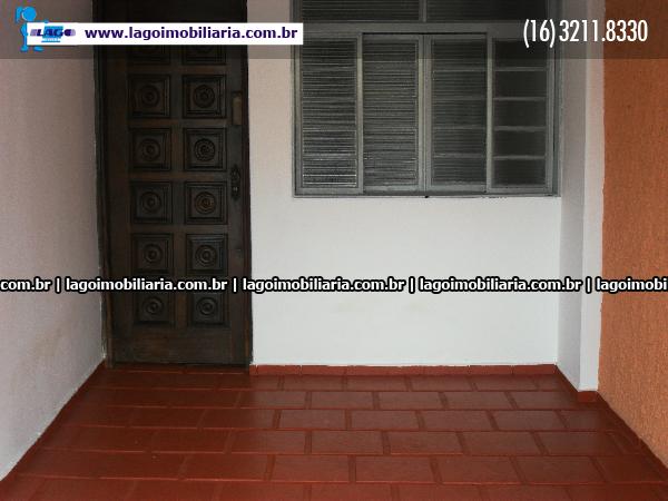 Alugar Casas / Padrão em Ribeirão Preto R$ 1.700,00 - Foto 3