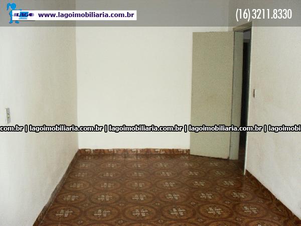 Alugar Casa / Padrão em Ribeirão Preto R$ 1.700,00 - Foto 9