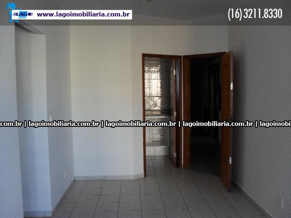 Alugar Apartamento / Padrão em Ribeirão Preto R$ 1.600,00 - Foto 3