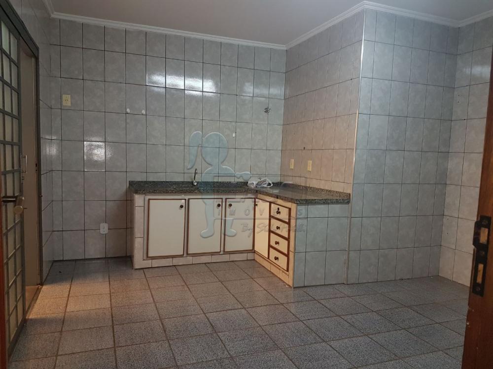 Alugar Apartamento / Padrão em Ribeirão Preto R$ 1.100,00 - Foto 5