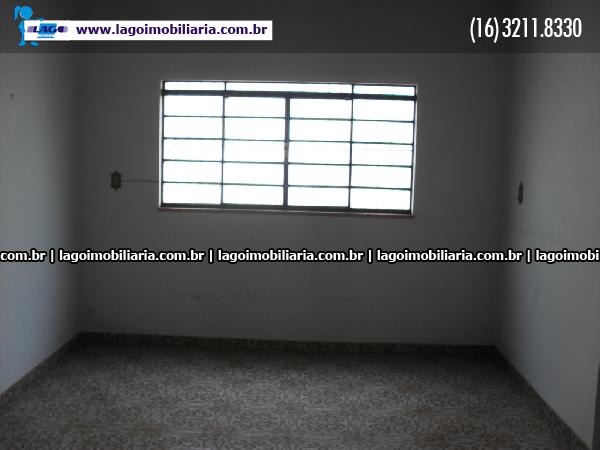 Alugar Casa / Padrão em Ribeirão Preto R$ 1.300,00 - Foto 12