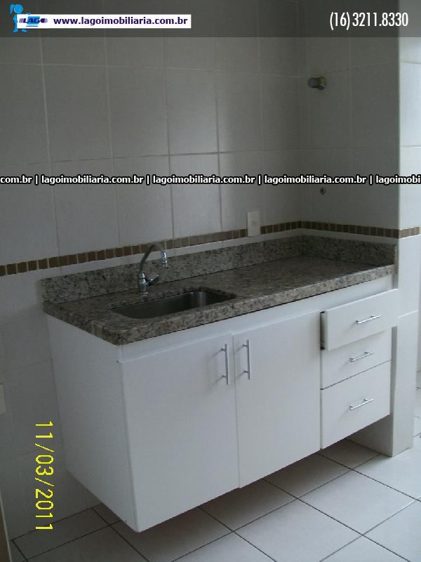 Alugar Apartamento / Padrão em Ribeirão Preto R$ 1.800,00 - Foto 4