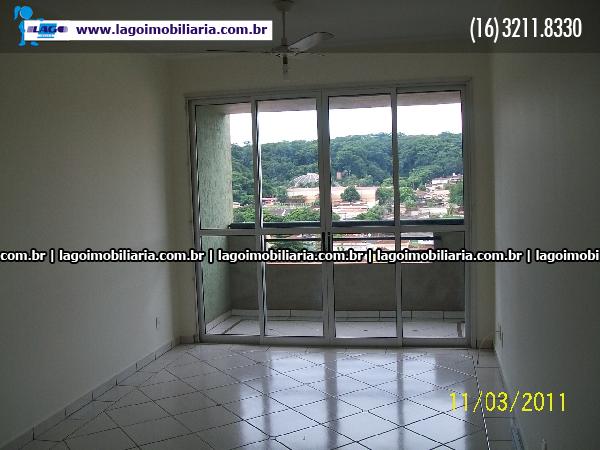 Alugar Apartamentos / Padrão em Ribeirão Preto R$ 1.800,00 - Foto 3