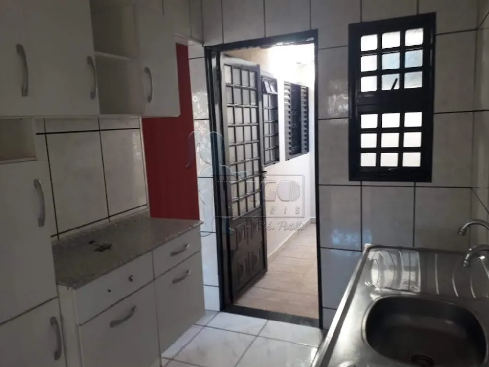 Alugar Casa / Padrão em Ribeirão Preto R$ 1.500,00 - Foto 1