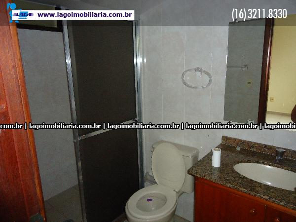 Alugar Apartamento / Padrão em Ribeirão Preto R$ 1.700,00 - Foto 4