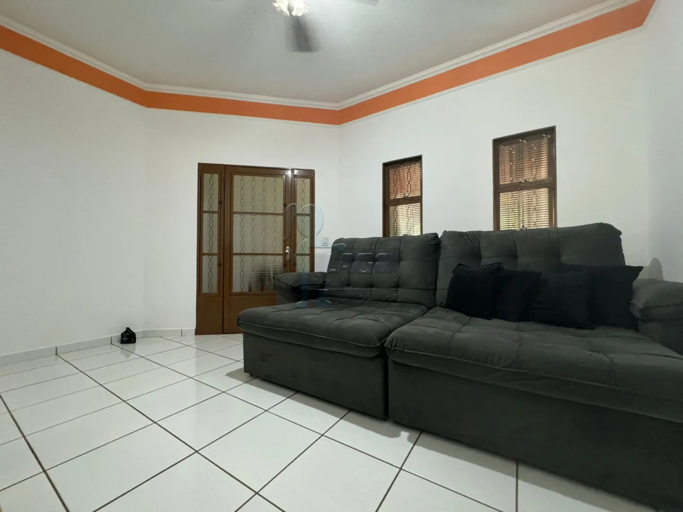 Comprar Casa / Padrão em Ribeirão Preto R$ 375.000,00 - Foto 1