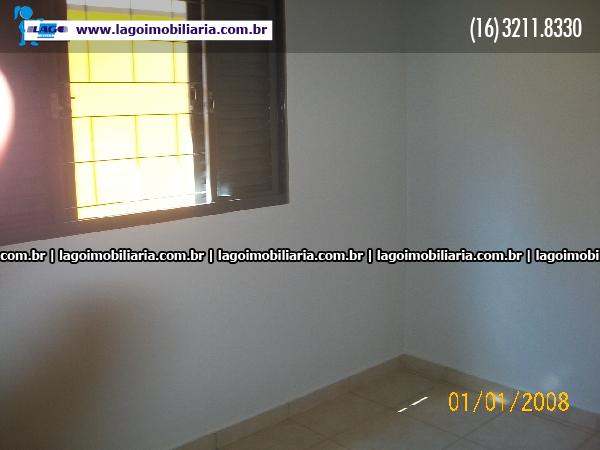 Alugar Casa / Padrão em Ribeirão Preto R$ 1.350,00 - Foto 8