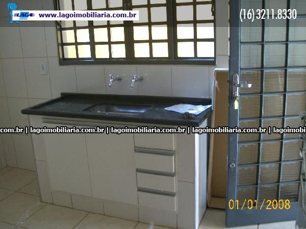 Alugar Casa / Padrão em Ribeirão Preto R$ 1.350,00 - Foto 11