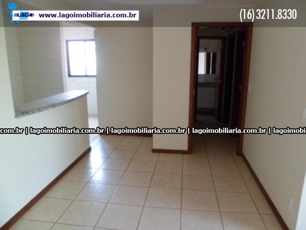 Alugar Apartamento / Padrão em Ribeirão Preto R$ 1.100,00 - Foto 2