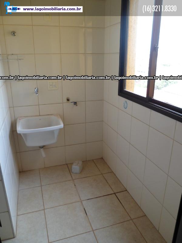 Alugar Apartamento / Padrão em Ribeirão Preto R$ 1.100,00 - Foto 11