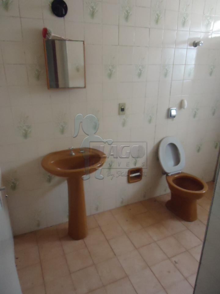 Alugar Apartamentos / Padrão em Ribeirão Preto R$ 1.000,00 - Foto 4