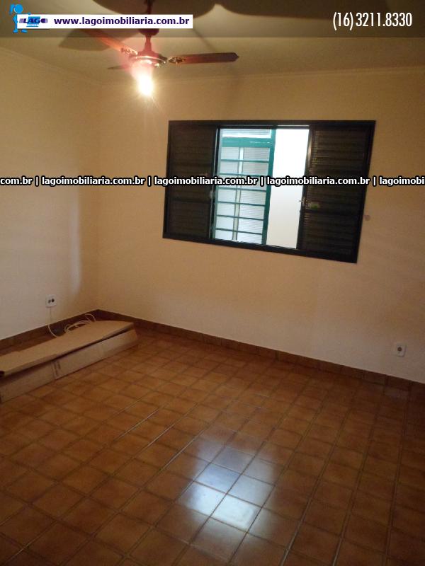 Alugar Casa / Padrão em Ribeirão Preto R$ 1.500,00 - Foto 13