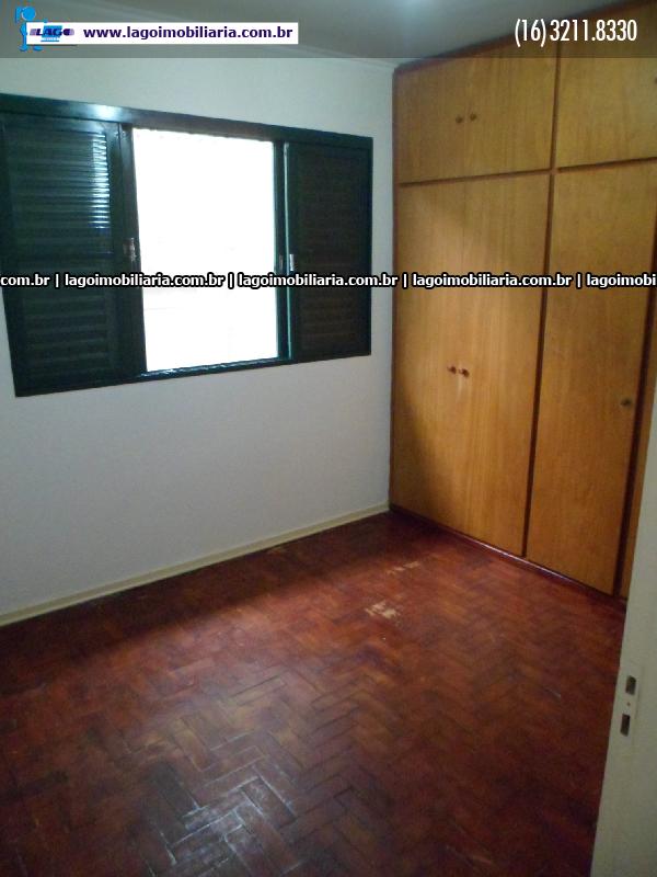 Alugar Casas / Padrão em Ribeirão Preto R$ 1.500,00 - Foto 9