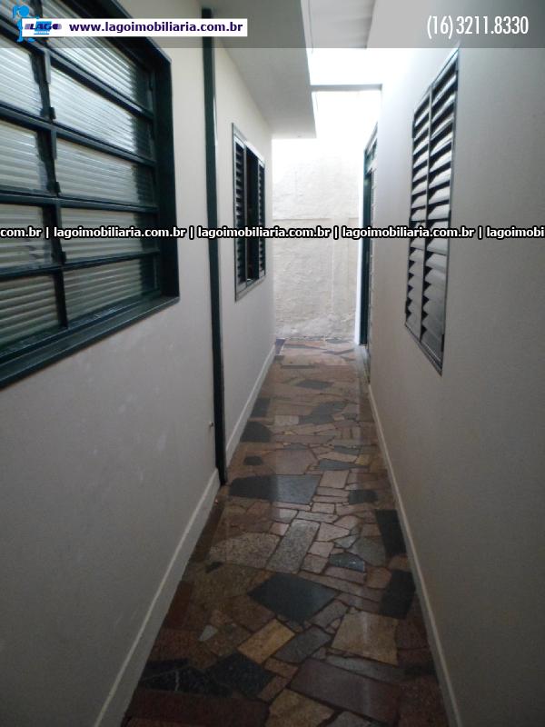 Alugar Casas / Padrão em Ribeirão Preto R$ 1.500,00 - Foto 8