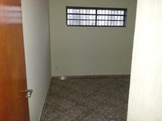 Alugar Casa / Padrão em Ribeirão Preto R$ 1.550,00 - Foto 13