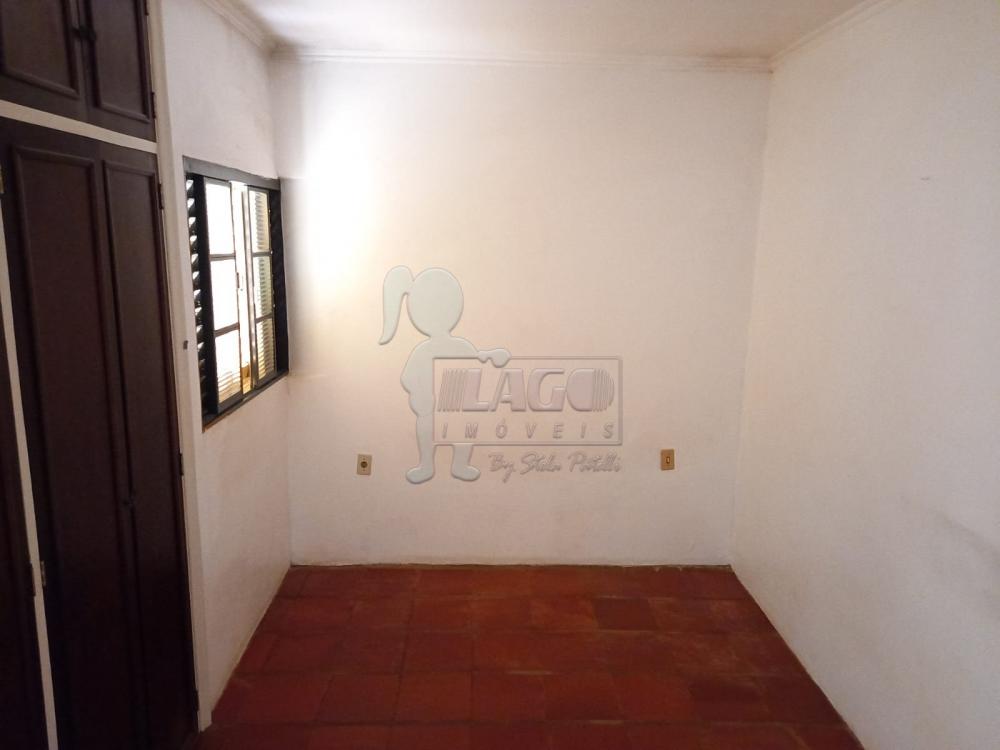 Alugar Casa / Padrão em Ribeirão Preto R$ 800,00 - Foto 5