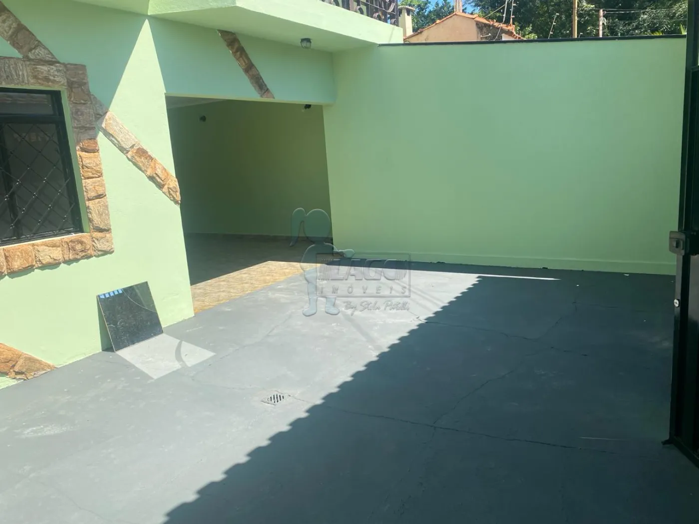 Alugar Casa / Padrão em Ribeirão Preto R$ 1.500,00 - Foto 4