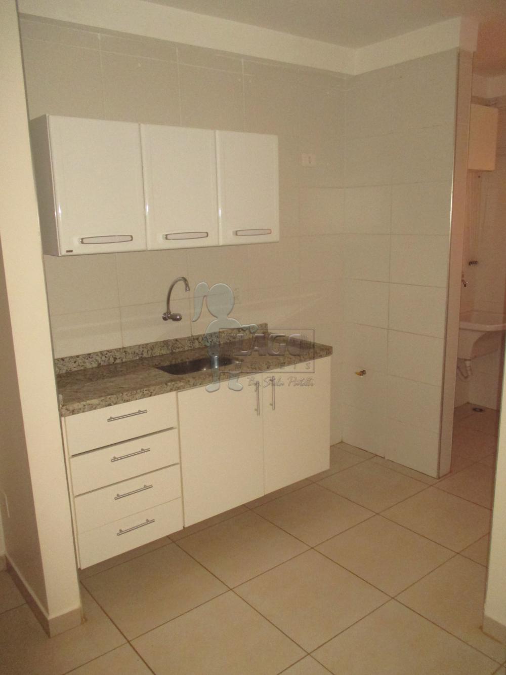 Alugar Apartamento / Padrão em Ribeirão Preto R$ 1.200,00 - Foto 4