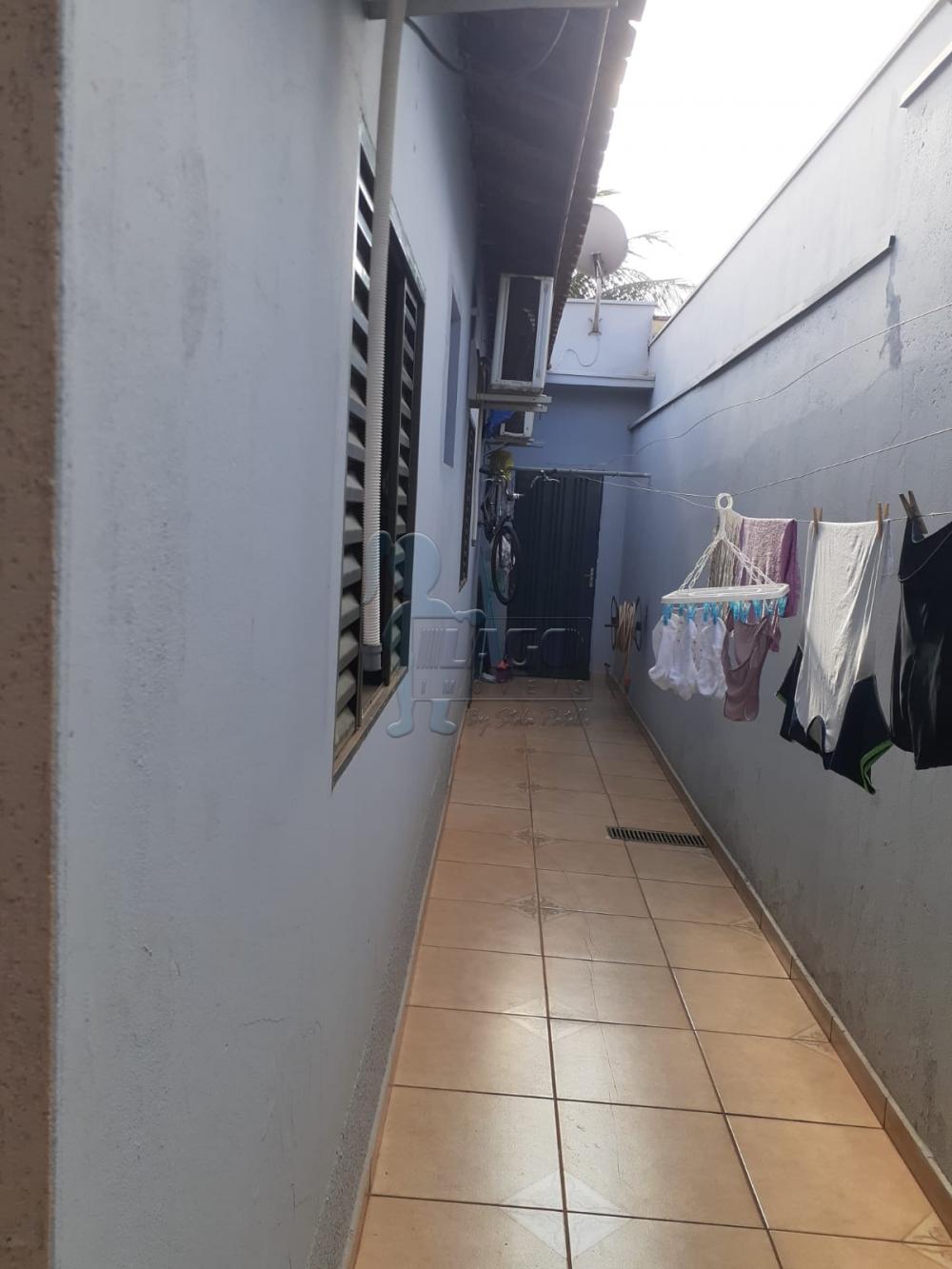 Alugar Casa / Padrão em Ribeirão Preto R$ 1.500,00 - Foto 13