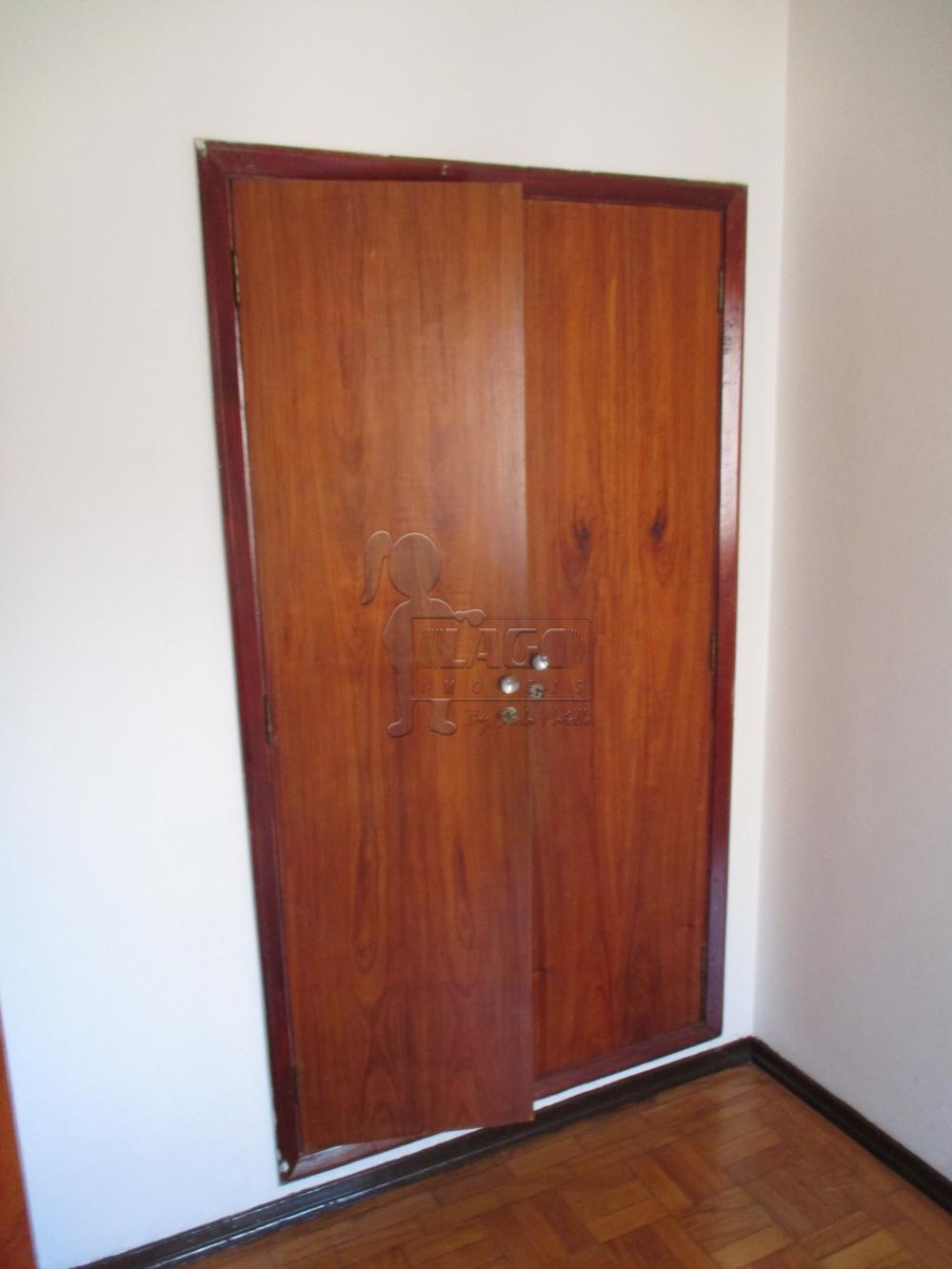 Comprar Apartamentos / Padrão em Ribeirão Preto R$ 220.000,00 - Foto 2