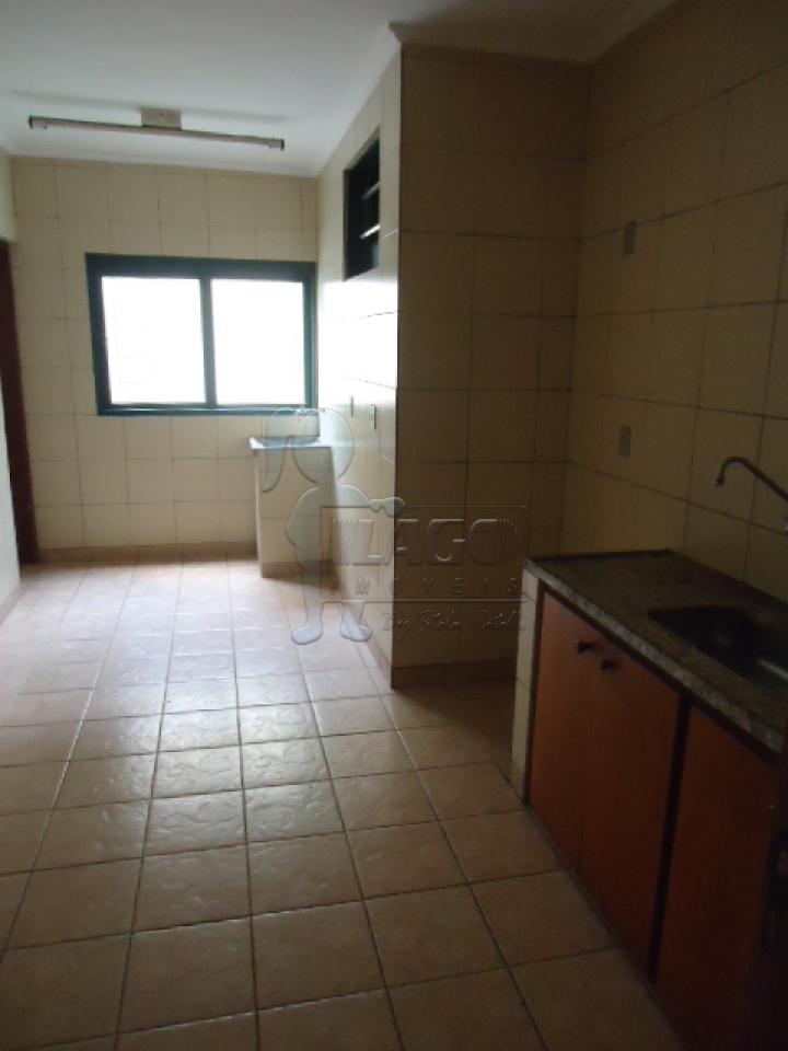 Alugar Apartamento / Padrão em Ribeirão Preto R$ 2.000,00 - Foto 12