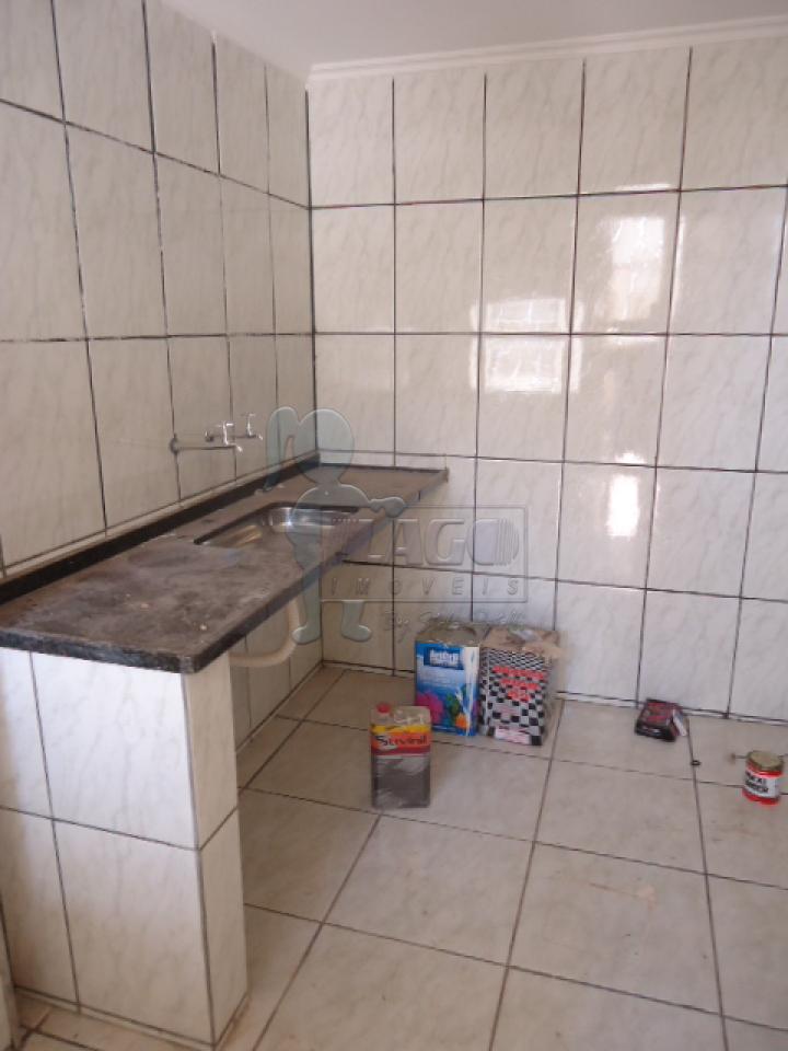 Alugar Casa / Padrão em Ribeirão Preto R$ 1.000,00 - Foto 11