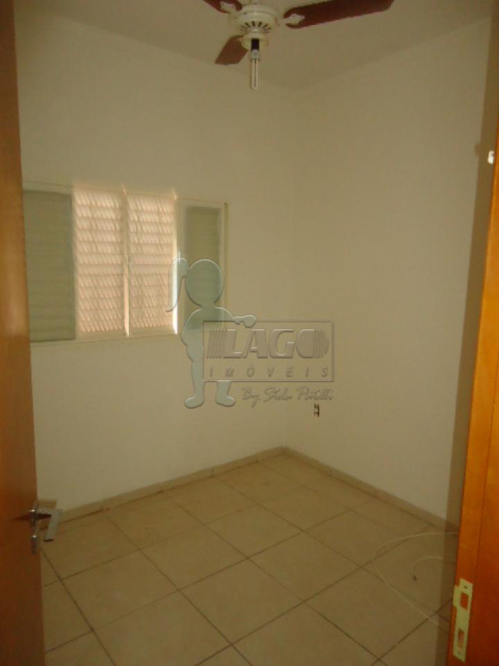 Alugar Casa / Padrão em Ribeirão Preto R$ 2.200,00 - Foto 10