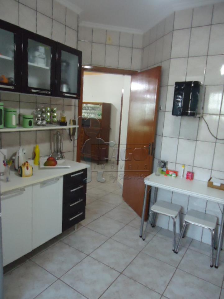 Alugar Apartamento / Padrão em Ribeirão Preto R$ 1.800,00 - Foto 11