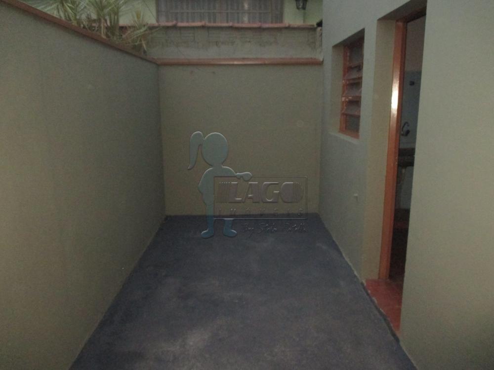 Alugar Casa / Padrão em Ribeirão Preto R$ 1.200,00 - Foto 9