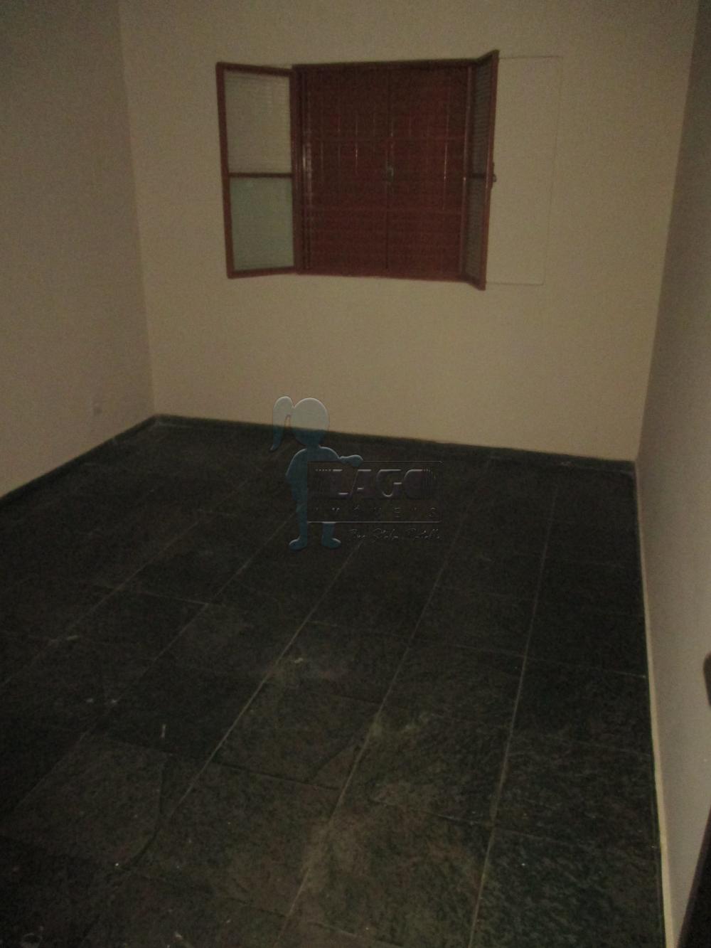 Alugar Casa / Padrão em Ribeirão Preto R$ 1.200,00 - Foto 7