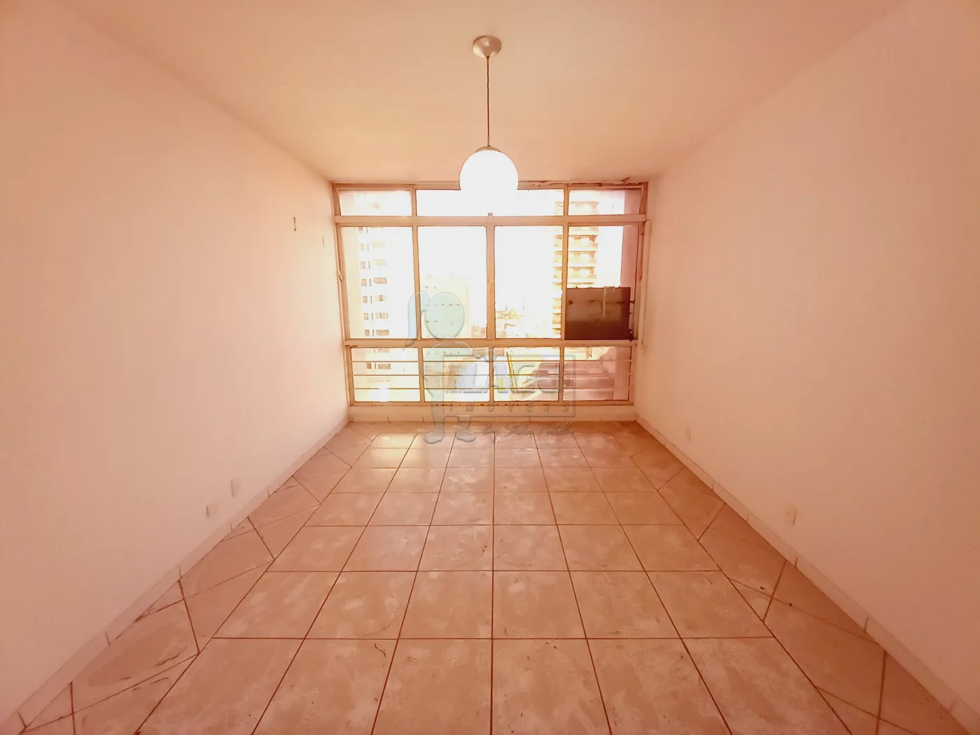 Alugar Comercial condomínio / Sala comercial em Ribeirão Preto R$ 700,00 - Foto 1