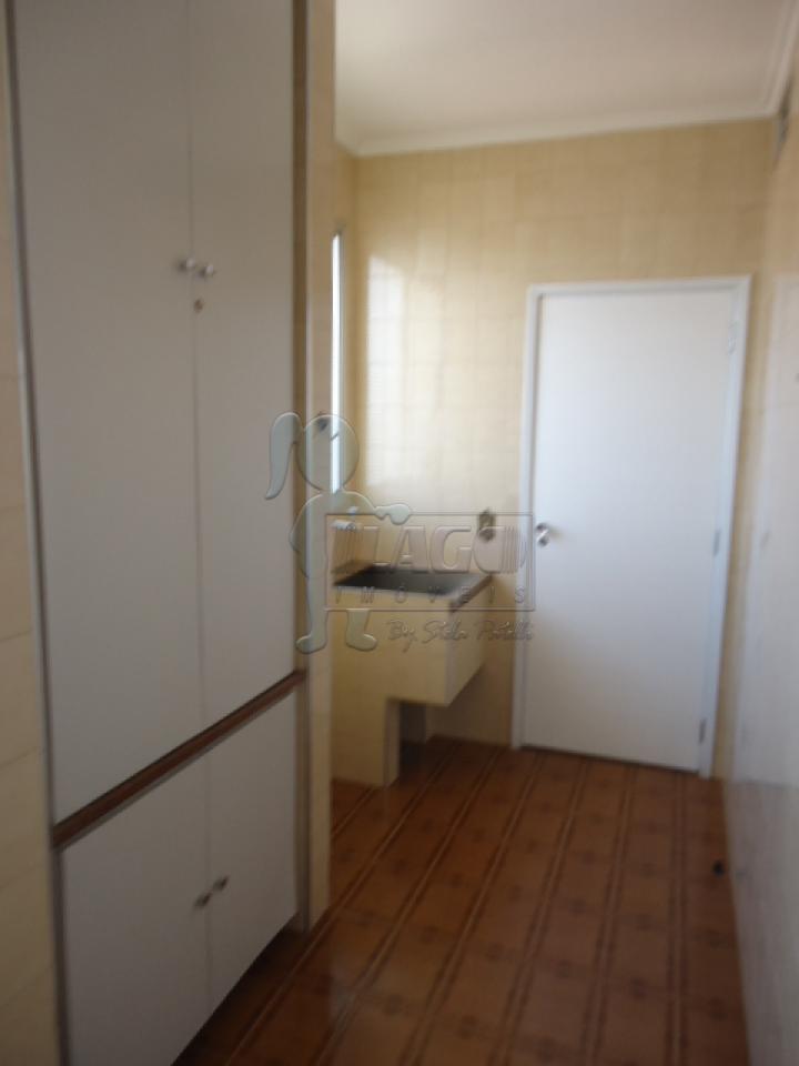 Alugar Apartamento / Padrão em Ribeirão Preto R$ 1.600,00 - Foto 9