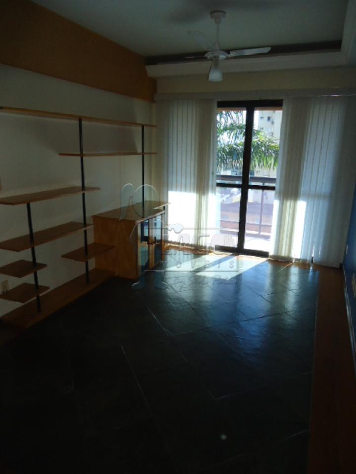 Alugar Apartamento / Padrão em Ribeirão Preto R$ 800,00 - Foto 1