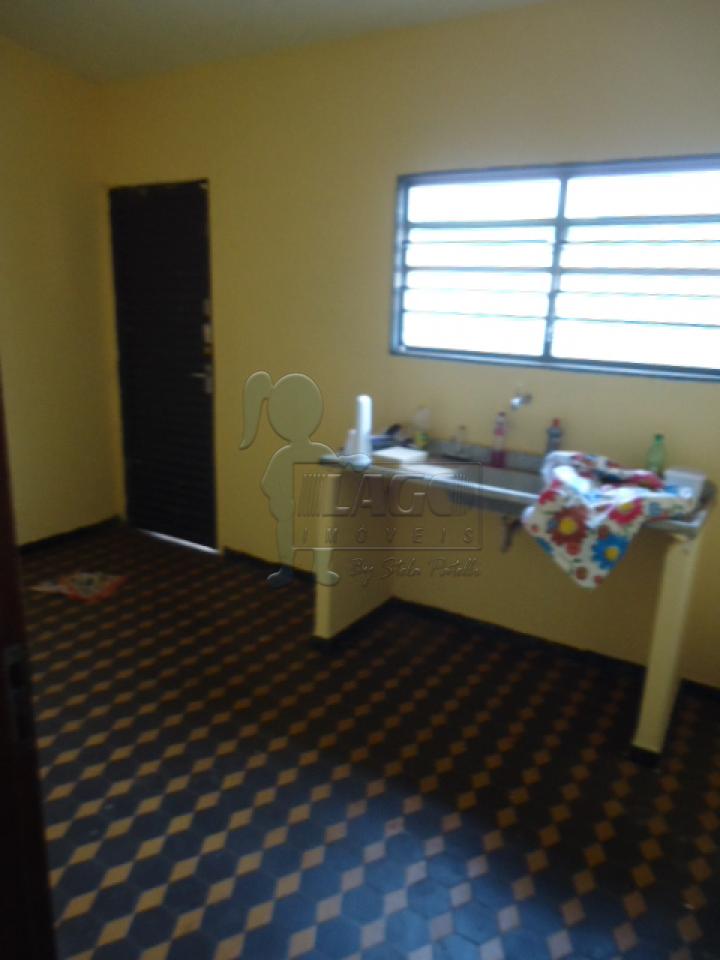 Alugar Casa / Padrão em Ribeirão Preto R$ 780,00 - Foto 4