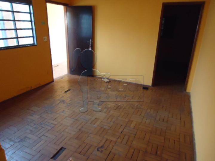 Alugar Casa / Padrão em Ribeirão Preto R$ 780,00 - Foto 3