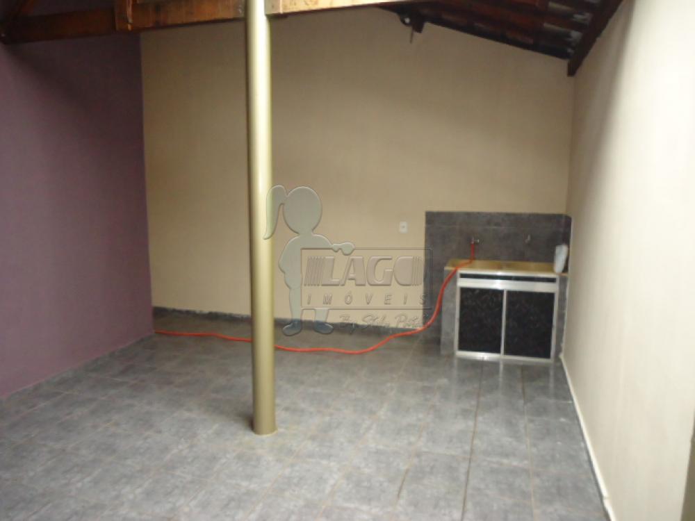 Alugar Casa / Padrão em Ribeirão Preto R$ 950,00 - Foto 9