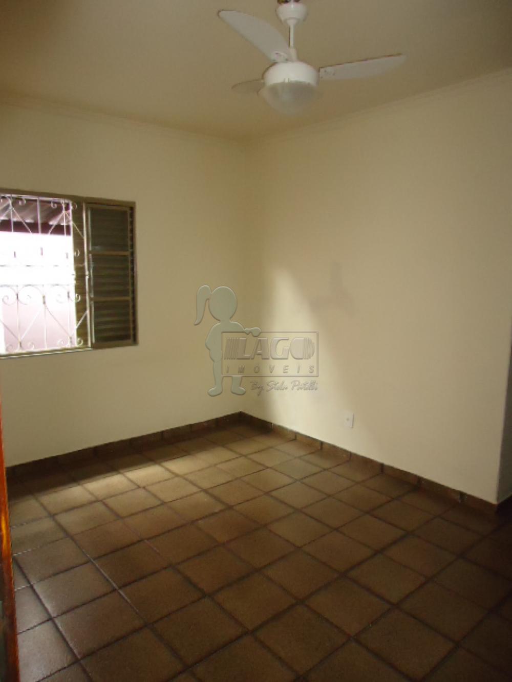 Alugar Casa / Padrão em Ribeirão Preto R$ 950,00 - Foto 6