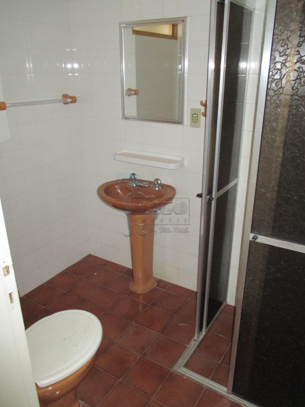 Alugar Apartamento / Padrão em Ribeirão Preto R$ 1.000,00 - Foto 4