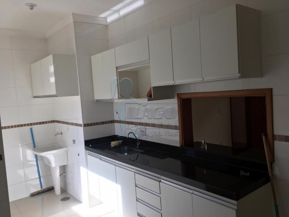 Alugar Apartamentos / Padrão em Ribeirão Preto R$ 2.200,00 - Foto 5