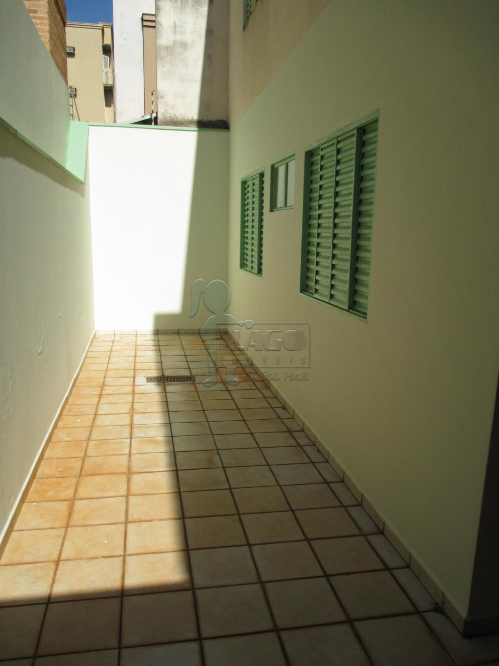 Alugar Apartamento / Padrão em Ribeirão Preto R$ 750,00 - Foto 3