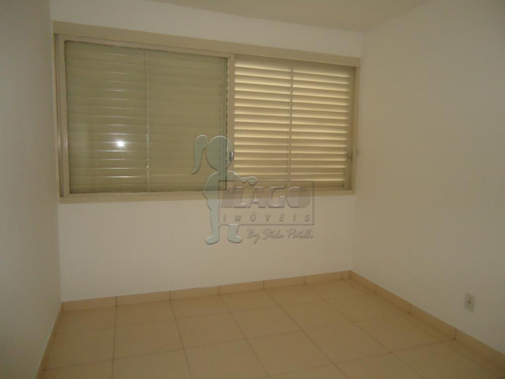 Alugar Apartamento / Padrão em Ribeirão Preto R$ 900,00 - Foto 4